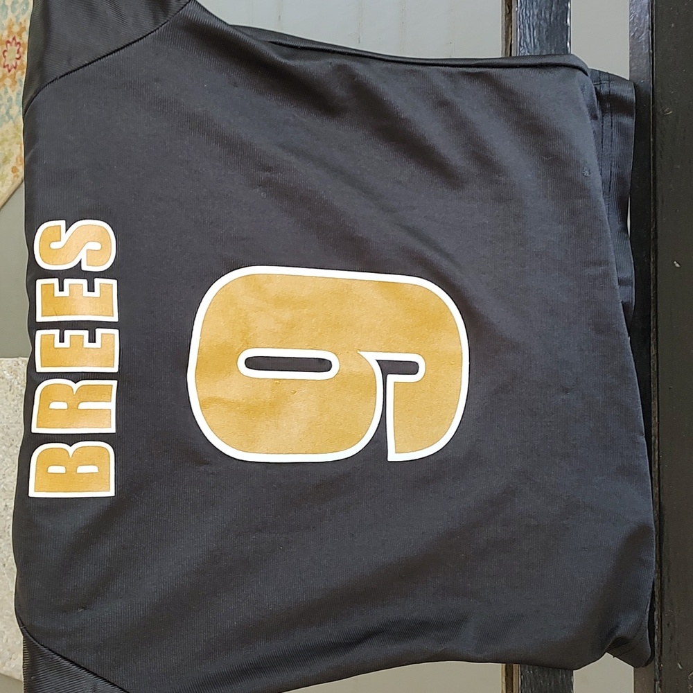 Saint s NFL T-shirt